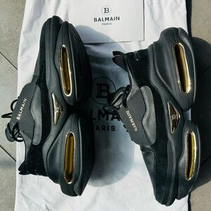 Balmain B-Bold Black/Gold • US 12 ½